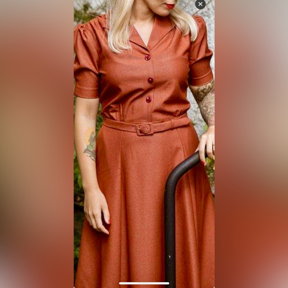 Timeless 1940s-ish (est. time per) Rust Dress. DIIDNT come w/belt